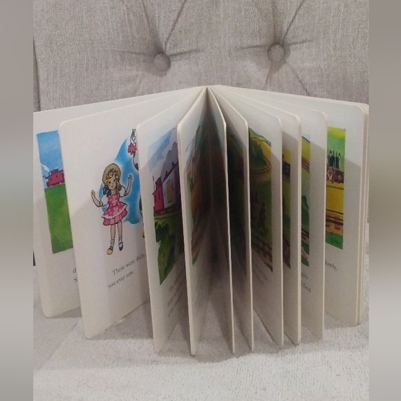 Classic kid book - Picture 8 of 13